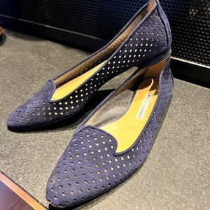 Manolo Blahnik Navy blue suede loafer